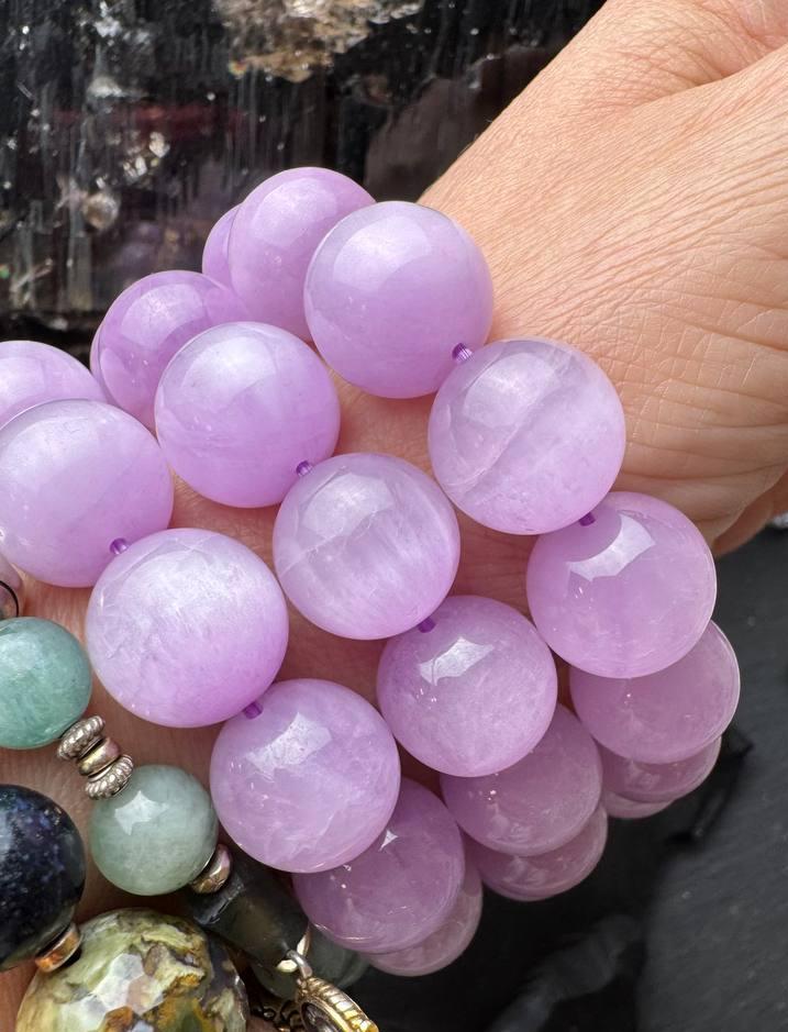 картинка Кунцит Шар 13,5-14 мм от магазина Одежда+