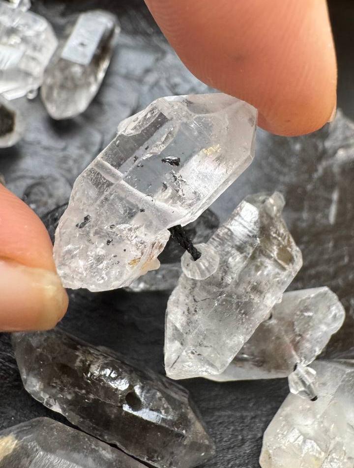 картинка Алмаз Херкимер 20-25 мм от магазина Одежда+