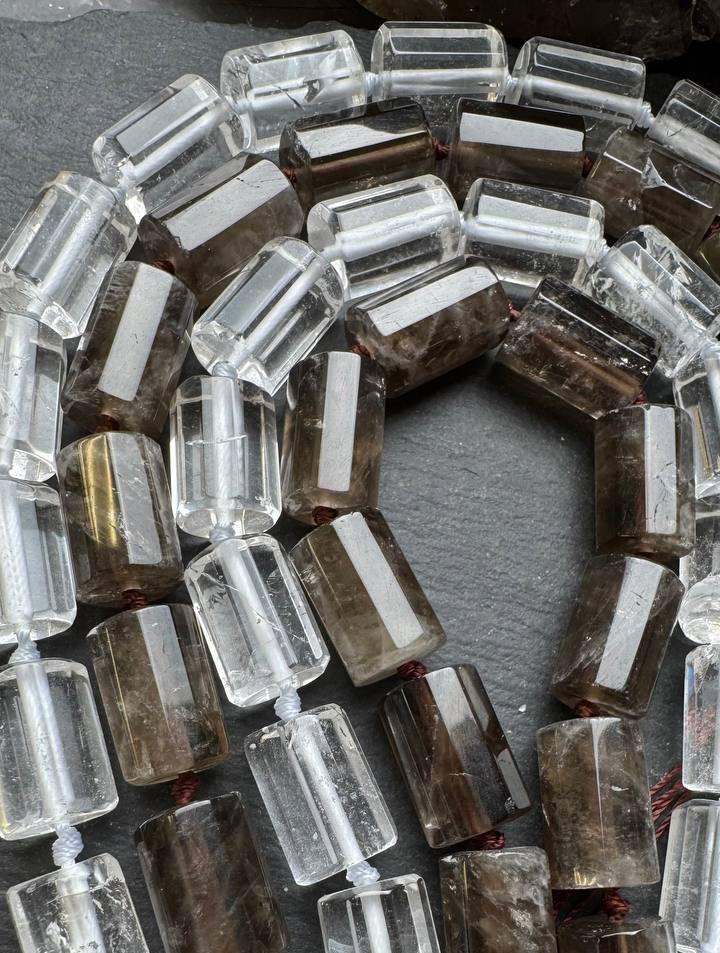 картинка Кварц Прозрачный и Дымчатый Призмы в гранях 16  мм от магазина Одежда+