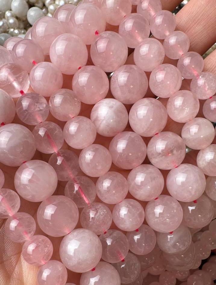 картинка Кварц Розовый Шар 8,10,12 мм Пол нити от магазина Одежда+